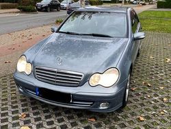 Silber Gebraucht 2004 Mercedes C200 Avantgarde Limousine | 2.900 € (Fairer Preis)