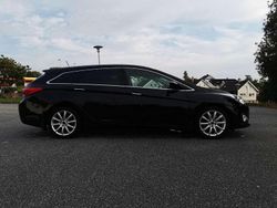 Schwarz Gebraucht 2013 Hyundai i40 Premium Kombi | 3.900 € (Fairer Preis)