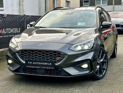 Grau Gebraucht 2021 Ford Focus ST Kombi | 17.890 € (Fairer Preis)