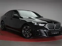 Schwarz Gebraucht 2023 BMW 520 M Sport Limousine | 46.950 € (Fairer Preis)