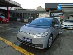 Grau Gebraucht 2021 VW ID.3 Pure Kleinwagen | 14.990 € (Guter Preis)