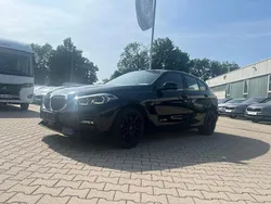 Schwarz Gebraucht 2020 BMW 120 Sport Line Kleinwagen | 25.990 € (Etwas zu teuer)