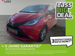 Rot Gebraucht 2016 Toyota Aygo Business Edition Kleinwagen | 6.980 € (Fairer Preis)