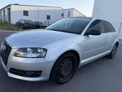 Eissilber metallic Gebraucht 2010 Audi A3 Attraction Limousine | 3.600 € (Superpreis)