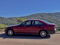 Rot Gebraucht 1992 BMW 320 Limousine | 7.350 €