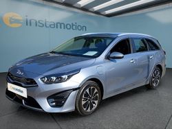 Silber Gebraucht 2022 Kia Ceed Sportswagon Kombi | 21.499 € (Etwas zu teuer)