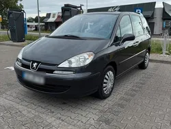 Grau Gebraucht 2007 Peugeot 807 Van / Kleinbus | 3.150 € (Fairer Preis)