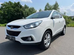 Weiß Gebraucht 2012 Hyundai ix35 SUV | 9.490 € (Etwas zu teuer)