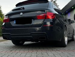 Schwarz Gebraucht 2012 BMW M550 Sport Line Limousine | 15.100 €
