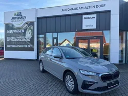 Steelgrau Gebraucht 2024 Skoda Scala Selection Kleinwagen | 19.990 € (Guter Preis)