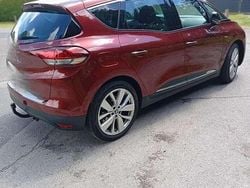 Rot Gebraucht 2018 Renault Scénic IV LIMITED Van / Kleinbus | 13.750 € (Guter Preis)
