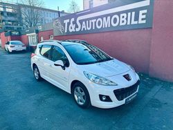 Weiß Gebraucht 2013 Peugeot 207 Forever Kombi | 4.199 € (Teuer)