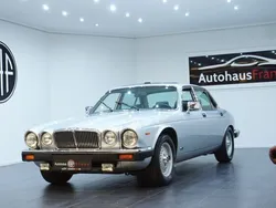 Silber Gebraucht 1992 Jaguar XJ12 Limousine | 11.997 €