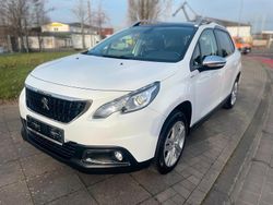 Weiß Gebraucht 2018 Peugeot 2008 Style SUV | 7.499 €