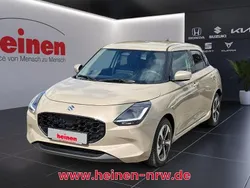 Beige Gebraucht 2025 Suzuki Swift Comfort+ Limousine | 16.999 €