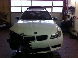 Weiß Gebraucht 2007 BMW 328 Kombi | 5.500 €