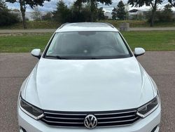 Weiß Gebraucht 2018 VW Passat Comfortline Limousine | 13.400 € (Guter Preis)