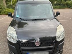 Schwarz Gebraucht 2011 Fiat Doblò Emotion Van / Kleinbus | 6.600 € (Etwas zu teuer)