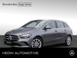 Grau Gebraucht 2021 Mercedes 200 Progressive Limousine | 24.690 € (Fairer Preis)