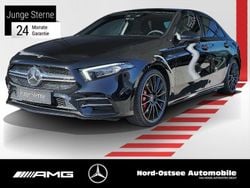 Schwarz metalliclack kosmosschwarz metallic Gebraucht 2021 Mercedes A35 AMG AMG Limousine | 37.990 € (Fairer Preis)