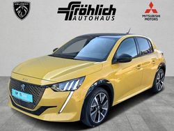 Gelb Gebraucht 2022 Peugeot e-208 GT Kleinwagen | 16.990 € (Fairer Preis)