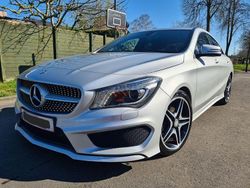 Silber Gebraucht 2016 Mercedes CLA180 AMG line Limousine | 16.500 € (Fairer Preis)