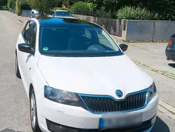 Weiß Gebraucht 2014 Skoda Rapid Elegance Kleinwagen | 6.900 € (Fairer Preis)
