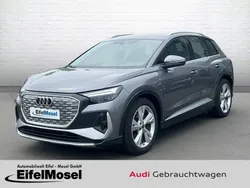 Grau Gebraucht 2022 Audi Q4 e-tron Sport SUV | 33.770 € (Superpreis)