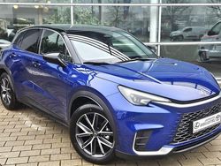 Nachtblauschwarz metallic Neu 2025 Lexus LBX SUV | 33.790 €