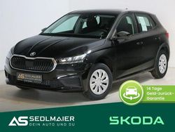 Schwarzmagic perleffekt schwarzmagic perleffekt Gebraucht 2023 Skoda Fabia Ambition Kleinwagen | 15.790 € (Fairer Preis)
