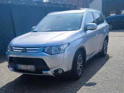 Silber Gebraucht 2014 Mitsubishi Outlander SUV | 11.900 € (Fairer Preis)