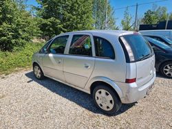 Silber Gebraucht 2007 Opel Meriva Edition Van / Kleinbus | 500 € (Superpreis)