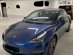 Blau Gebraucht 2022 Tesla Model 3 Long Range Limousine | 30.050 € (Fairer Preis)