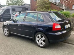 Blau Gebraucht 2002 Audi A3 Limousine | 7.499 €