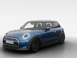 Blau Gebraucht 2021 Mini ONE Kleinwagen | 19.985 € (Etwas zu teuer)
