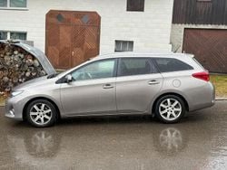Gebraucht 2013 Toyota Auris Touring Sports Comfort Kombi | 4.399 € (Superpreis)