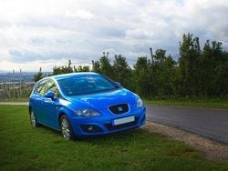 Blau Gebraucht 2010 Seat Leon Style Limousine | 3.000 € (Guter Preis)
