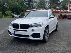 Weiß Gebraucht 2018 BMW X5 M Sport SUV | 40.400 € (Etwas zu teuer)