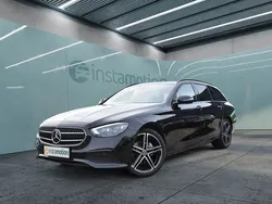 Schwarz Gebraucht 2021 Mercedes E220 Avantgarde Kombi | 50.700 €