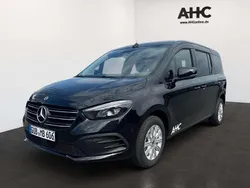 Loparitschwarz metallic Gebraucht 2025 Mercedes T180 Progressive Van / Kleinbus | 35.990 € (Teuer)