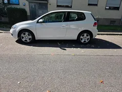 Weiß Gebraucht 2009 VW Golf VI Limousine | 5.000 € (Fairer Preis)