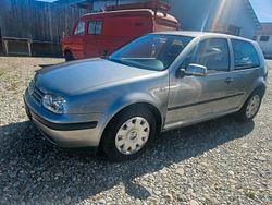 Silber Gebraucht 2002 VW Golf IV Edition Limousine | 990 € (Superpreis)