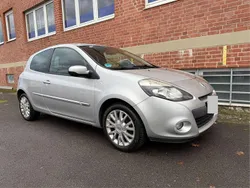 Silber Gebraucht 2012 Renault Clio IV Dynamique Limousine | 3.300 € (Superpreis)