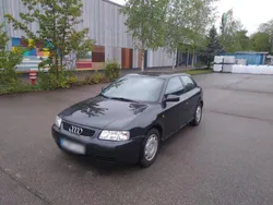 Blau Gebraucht 1999 Audi A3 Limousine | 1.880 € (Fairer Preis)