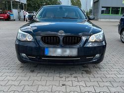 Blau Gebraucht 2008 BMW 530 Limousine | 8.000 € (Etwas zu teuer)