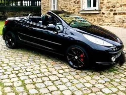 Schwarz Gebraucht 2009 Peugeot 207 CC Roland Garros Cabrio | 3.800 € (Fairer Preis)
