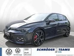 Uranograu Neu 2025 VW Golf Style SUV | 47.870 €