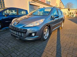Grau Gebraucht 2011 Peugeot 207 Family Kombi | 2.990 € (Fairer Preis)