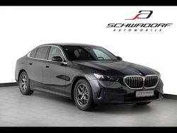 Grau Gebraucht 2025 BMW 520 Sport Line Limousine | 45.850 € (Superpreis)