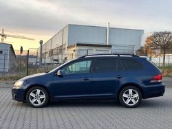 Blau Gebraucht 2013 VW Golf VII Comfortline Kombi | 5.500 € (Guter Preis)